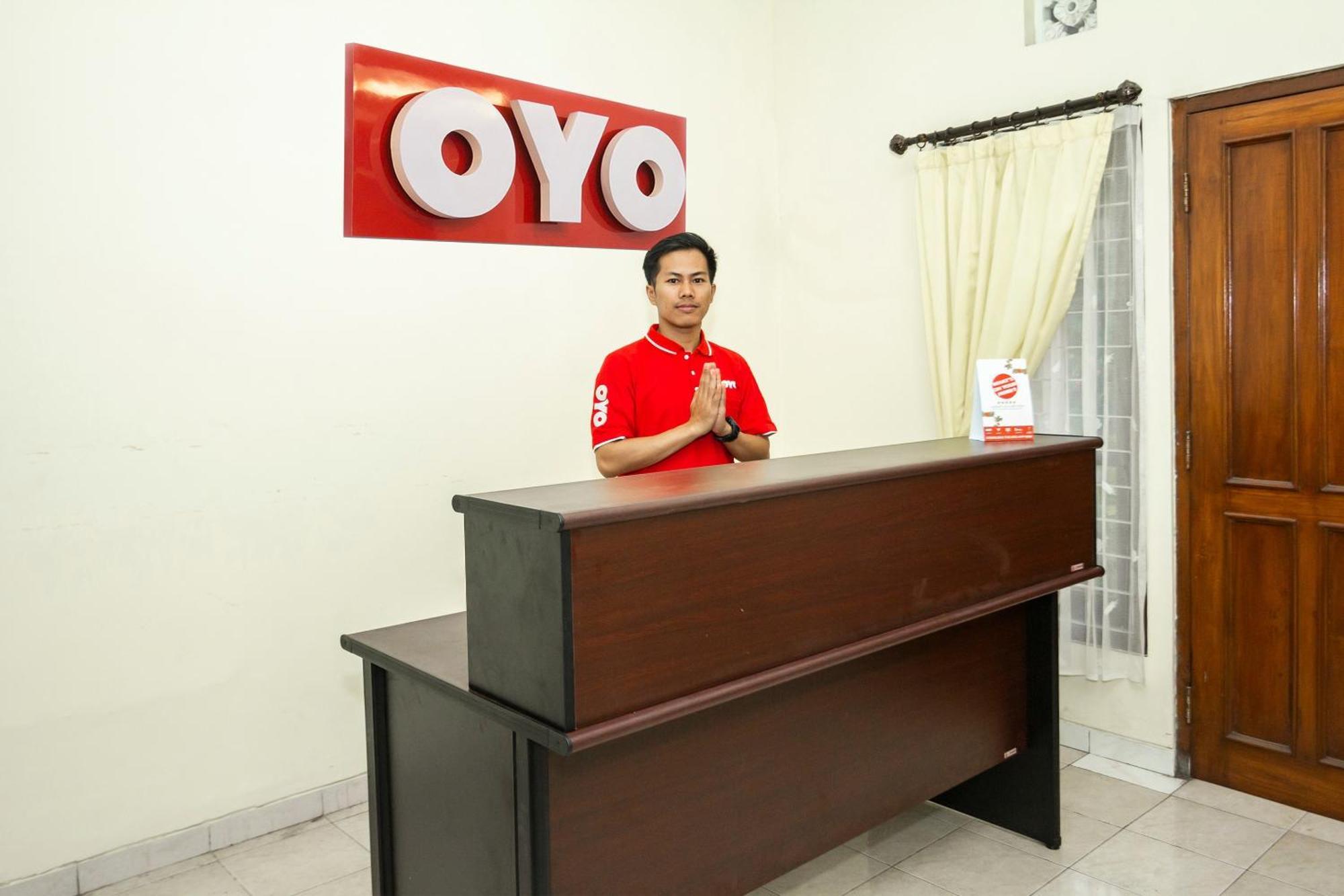 Oyo1150奥马拉德朗酒店 Kejayan 外观 照片